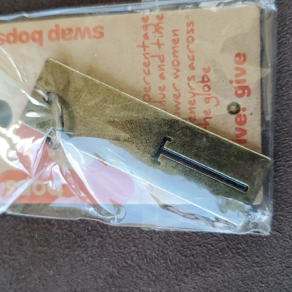 Boutique Swap Bops Adornment Charm Thin Rectangle T Any Necklace or Bracelet - Picture 3 of 6